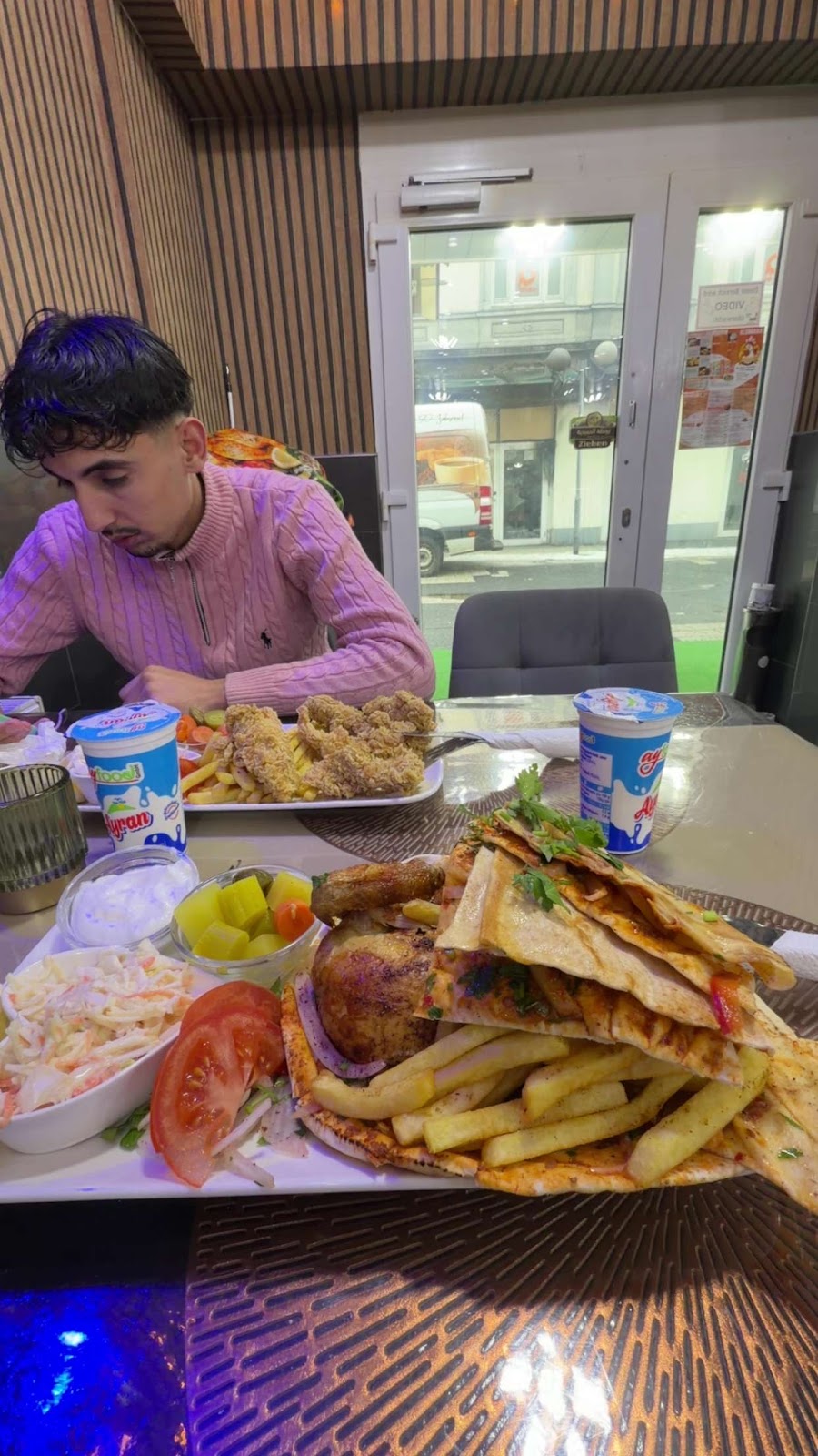 مطعم ابو لاڤا
